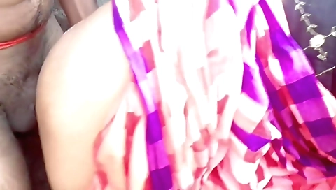 Amateur porn tape of a blonde girl in the bathroom