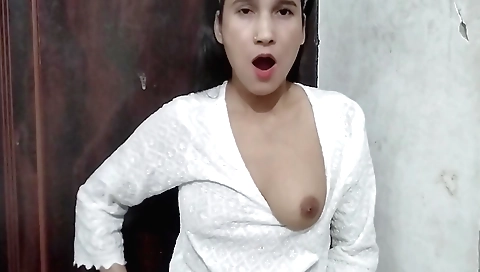 Indian amateur solo with a sexy face and big boobs