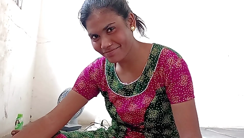 Indian hottie sucks her lover's throbbing dick in a deepthroat scene