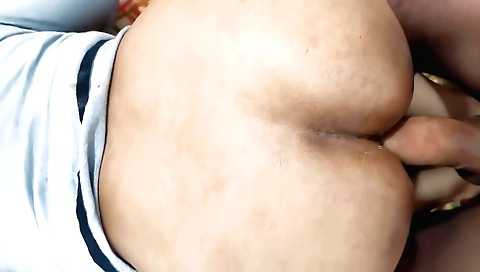 I love to get naked during homemade amateur sex videos