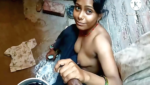 Indian sex in bathroom porn with a sexy babe and a guy