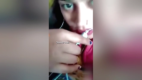 Hot amateur brunette hibhi shows her pussy on camera