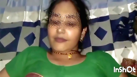 Indian girl fucks her boyfriend and makes it really hot