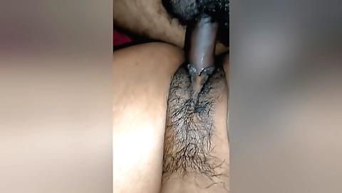 Indian girl with a big ass gets her hairy ass fucked