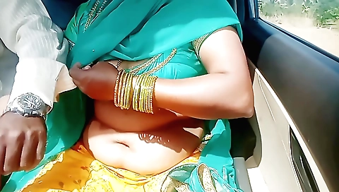 Indian amateur brunette talks and pleases a stranger