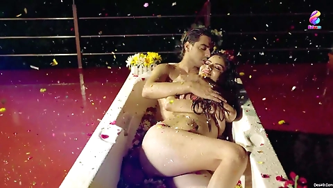 Horny brunette babe brings her to us in an exciting way