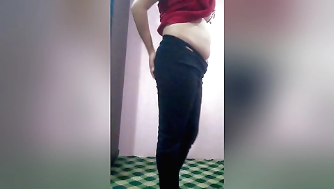 Indian girl is fucking a big cock in her mouth and pussy