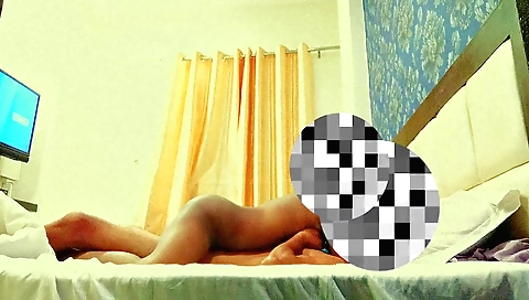 Indian babe with huge tits gets her wet pussy fucked