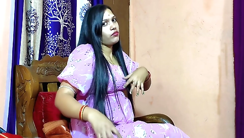 Indian teen shows her sexy body and pussy on hd video