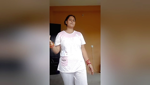 Solo female porn with a brunette in stockings video