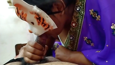 Indian girl is getting a handjob and cum in her mouth