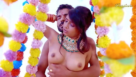 Horny Indian whore fucked after a wedding ceremony