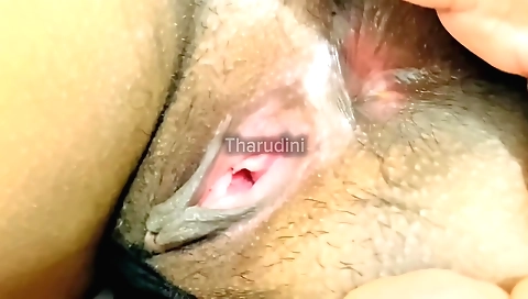 Indian slut gets her pussy drilled by a friend today