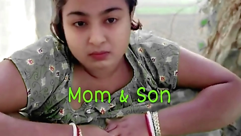 Sexy brunette gets her ass fucked in a homemade xxx video