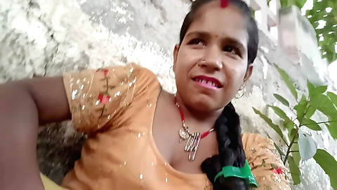 Indian beauty in khaki bikini gets nailed outdoors