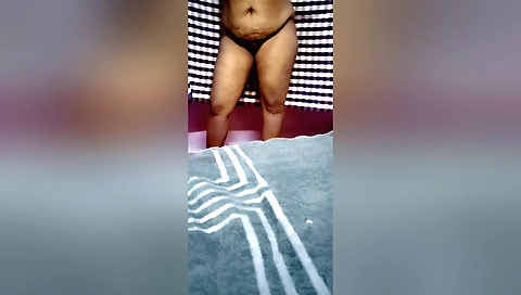 Indian hottie with a hairy pussy is getting a nice blowjob