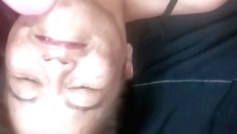 Amateur mature facial video of a naughty indian mom