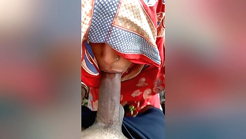 Hot amateur video with a hairy woman doing some good things