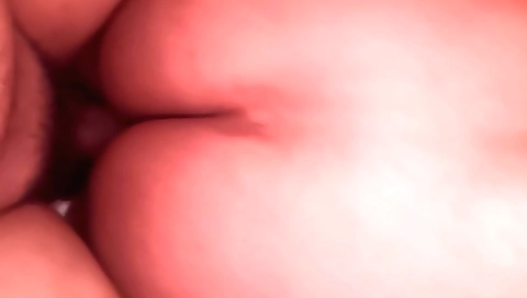 Amateur brunette 18+ gets her pussy fucked in the car