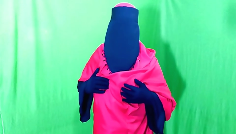 Indian style amateur solo female gets her pussy pounded