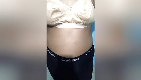 Bhabhi makes herself sexy in a homemade solo video