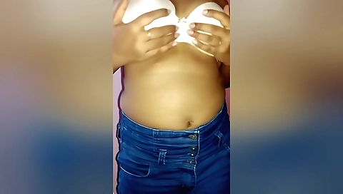 Hot teen gets her pussy fucked by her webcam friend