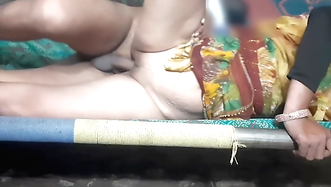 Indian desi bhabhi puffy pussy diya devar ne jodi handi handi diya