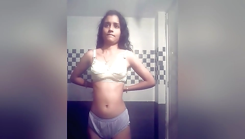 Today Exclusive- Cute Desi Girl Strip Her Cloths And Shows Her Boobs 1