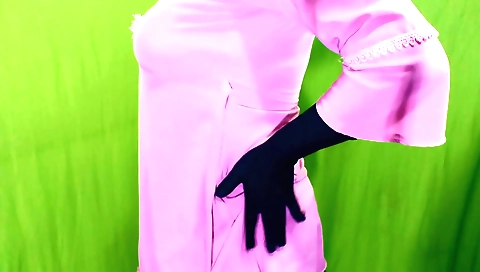 Indian stepmom is a lesbian and she has sex with her boyfriend