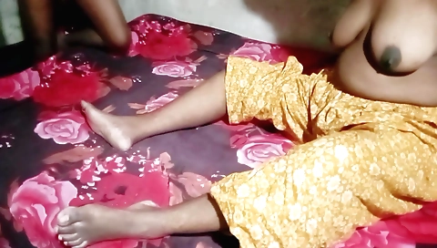 Bhabhi in a big booty outfit fucks a little bit in an anal way