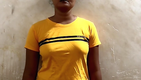 A big boobed Indian chick is taking off her outfit