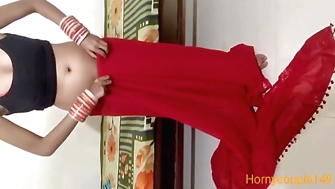 Indian amateur porn showing her wearing sexy clothes