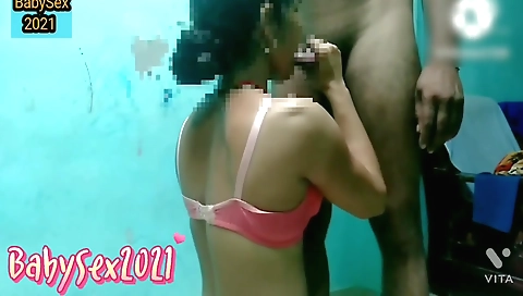 Indian amateur video with a sexy babe with tiny tits