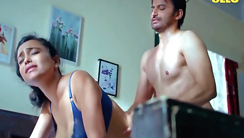 Busty indian babe gets her ass wet in the bathroom