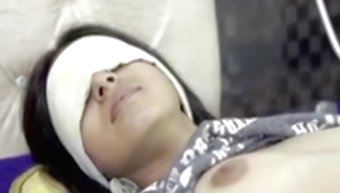 Indian woman with natural curves shows her naked body