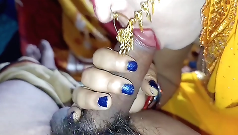 Indian wife is making herself a pussy piss in a funny scene