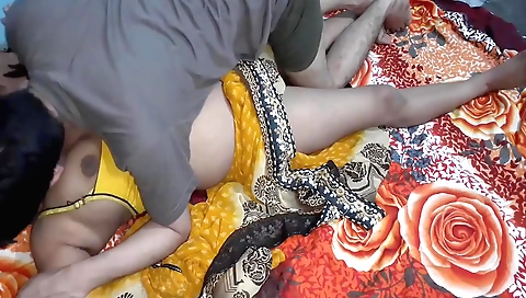 Indian hottie gets fucked and penetrated in the living room