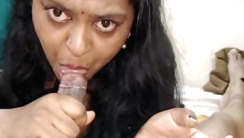Indian girlfriend gets a face fucking in her bedroom