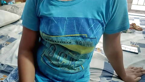 Amateurs milf with big tits and big boobs with her boyfriend