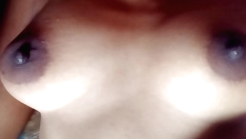 Indian solo female masturbation in the village video