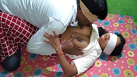 Amateur big tits brunette babe gets on top of a large dildo