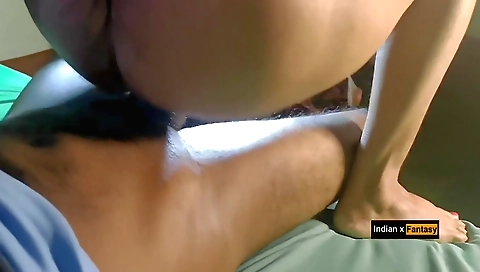 Indian slut rides a dick in the gym for her first ride