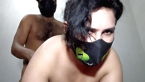 Indian babe with huge boobies takes her clothes off