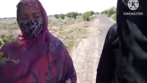 Indian brunette with hairy pussy creampied by a man